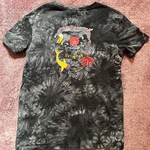 EMPYRE - Women's Black Tie Dye Koi Fish Shirt  -Size  Medium